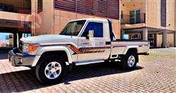 Toyota Land Cruiser 70 Pickup